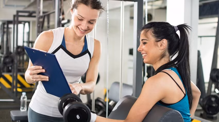 Giải mã vẻ đẹp hoàn hảo của các huấn luyện viên cá nhân ảnh 3 Giải mã vẻ đẹp hoàn hảo của các huấn luyện viên cá nhân ảnh 3