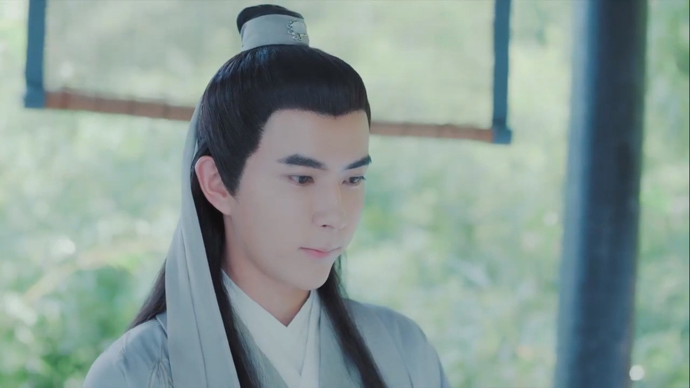 Vai Hứa Tiên như được đo ni đóng giày cho Vu Mông Lung.