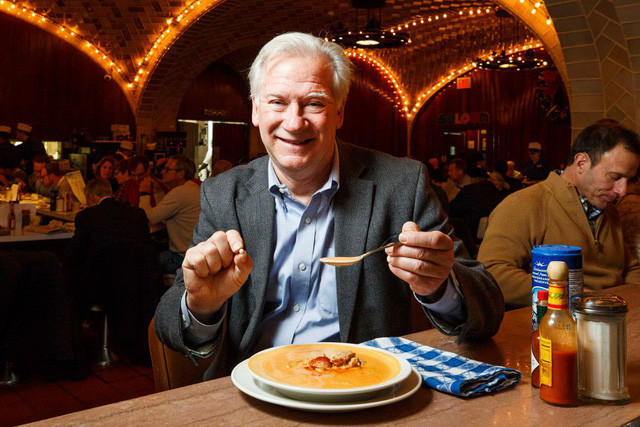 Ông Rick Antosh (66 tuổi).