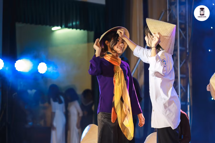 Gala “Báo chí hát 5+1”: Khoảnh khắc tỏa sáng của những nhà truyền thông tương lai ảnh 2