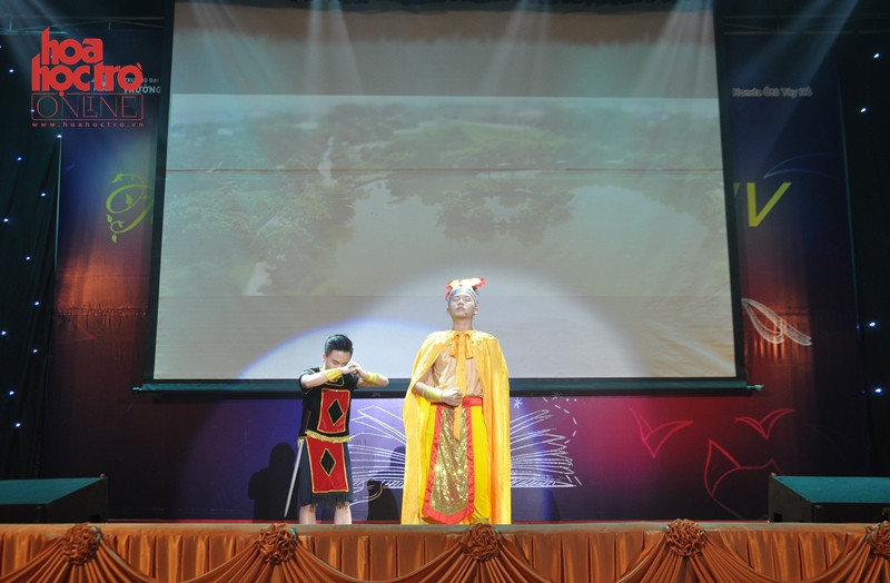 13 tác phẩm, 13 màu sắc khác nhau khiến đêm diễn vô cùng lôi cuốn.