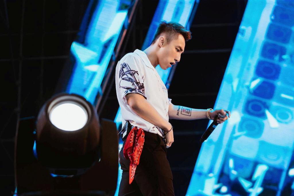 Phải chăng Sơn Tùng sắp trình làng ca khúc mới sau hơn 1 năm im ắng?