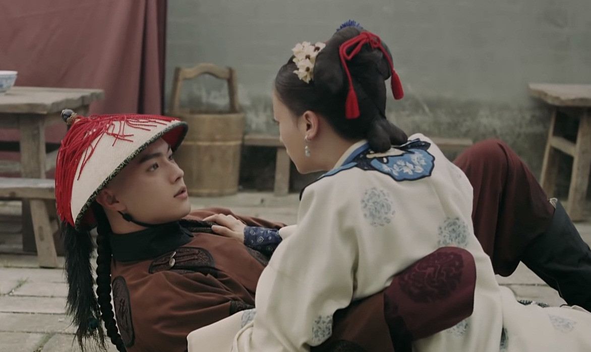 Người ơi gặp gỡ làm chi, Trăm năm biết có duyên gì hay không?