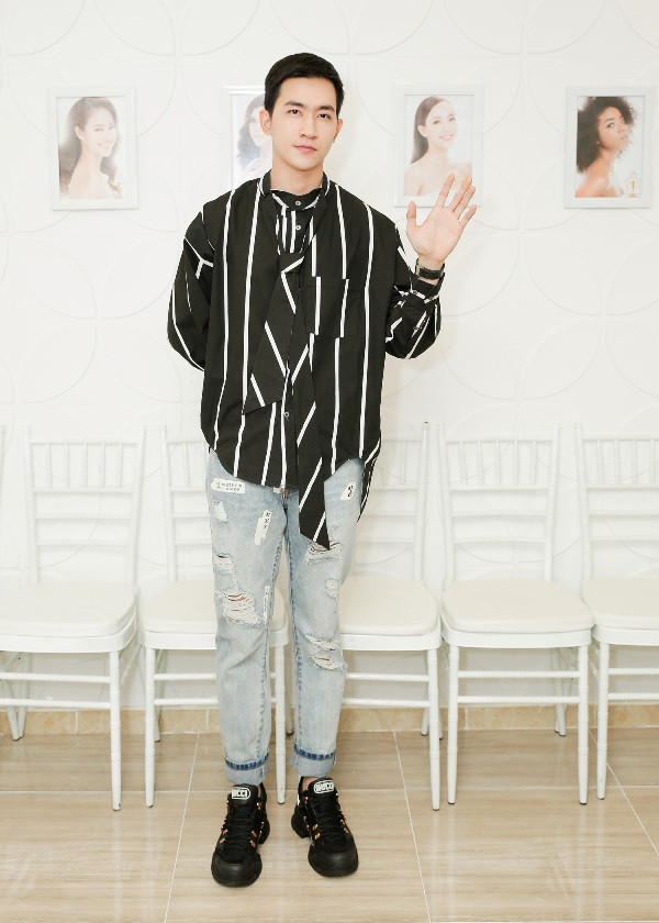 Người mẫu Võ Cảnh