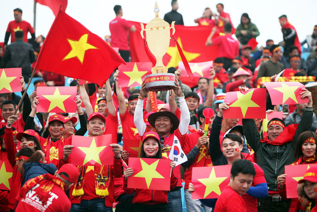 Chiến thắng ngọt ngào đã một lần nữa được tái hiện trên sân Mỹ Đình, Việt Nam vô địch! Ảnh: Dantri