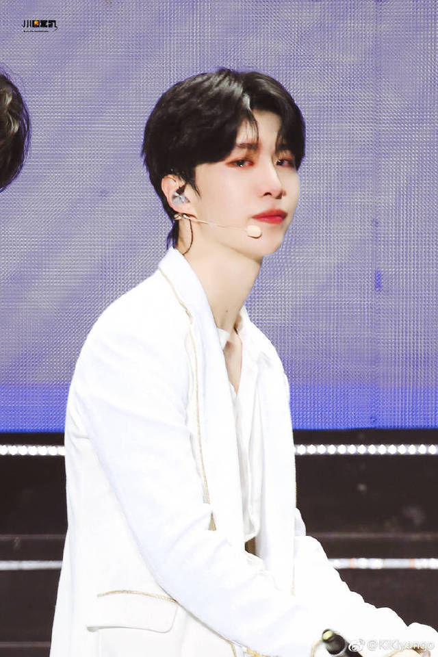 Phạm Thừa Thừa bật khóc