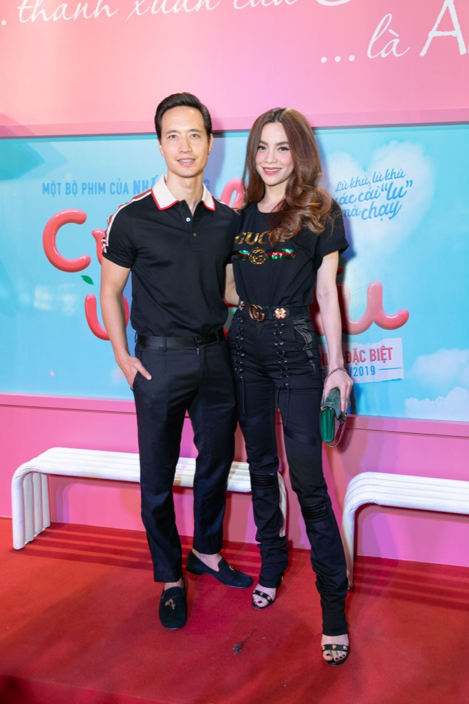 Lần đầu "nên duyên" với Lan Ngọc, Trấn Thành được cả showbiz đến chúc mừng ảnh 7