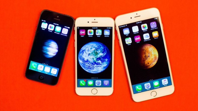iPhone 6 và iPhone 6 Plus (2014): Những người hâm mộ Apple chờ đợi smartphone màn hình lớn cuối cùng cũng được chiều lòng với iPhone 6 (4,7 inch) và iPhone 6 Plus (5,5 inch).