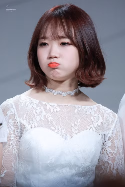 Định vị I.O.I - 11 cô gái gây "náo loạn" K-Pop năm ngoái, bây giờ đang ở đâu? ảnh 26 Định vị I.O.I - 11 cô gái gây "náo loạn" K-Pop năm ngoái, bây giờ đang ở đâu? ảnh 26