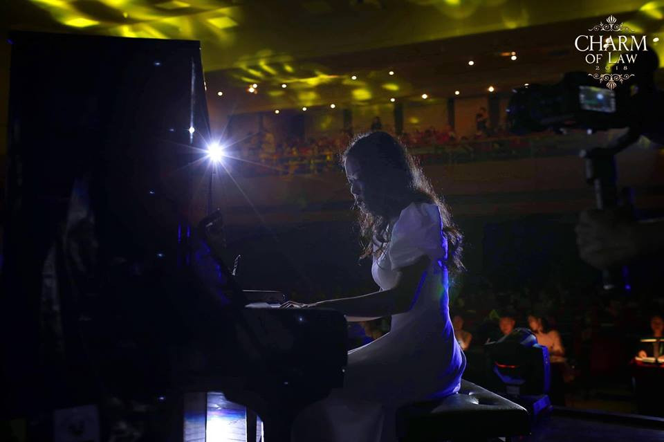 Phần thi piano với giai điệu Hẹn ước bồ công anh của thí sinh Nguyễn Phương Anh.