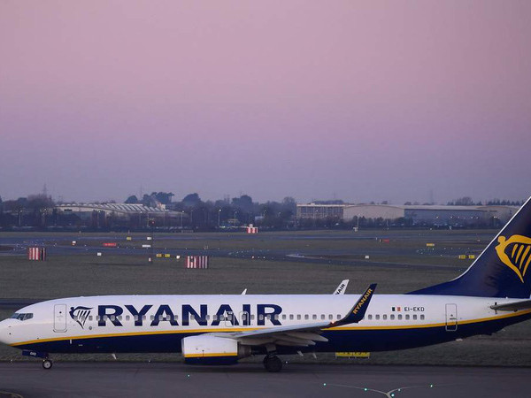 Sự cố xảy ra trên chuyến bay của hãng hàng không Ryanair tại sân bay quốc tế ở Ireland