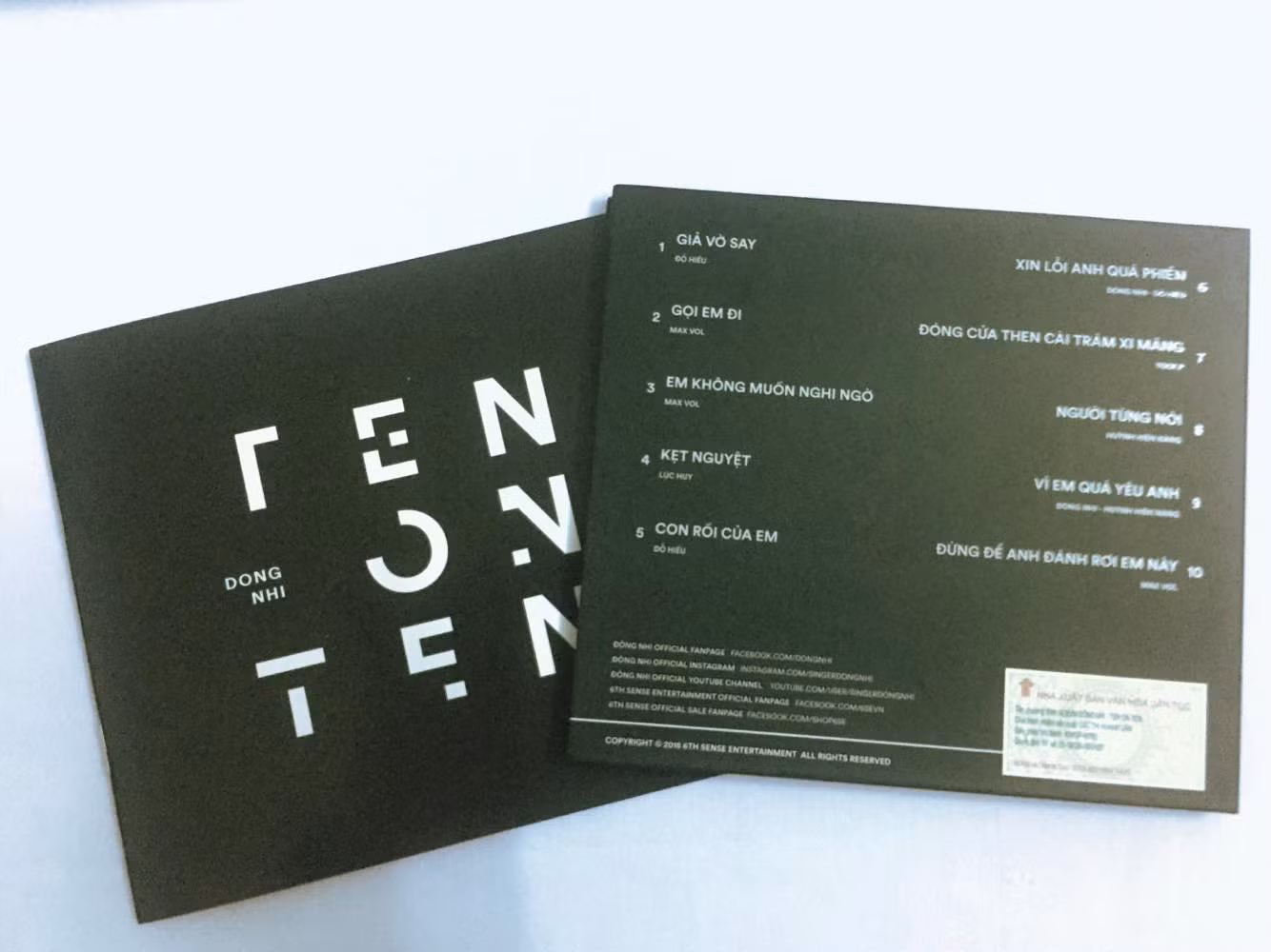 Album nặng nhạc đến 6 kg của Đông Nhi có gì để khiến fan vỡ òa? ảnh 5