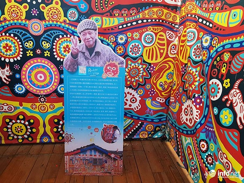 Người đã khởi xướng ý tưởng và thực hiện những bức vẽ tại làng Caihongjuan