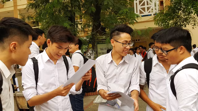 Điểm của từng bài thi được quy về thang điểm 10 để tính điểm xét tốt nghiệp. Ảnh: Hà Cường.