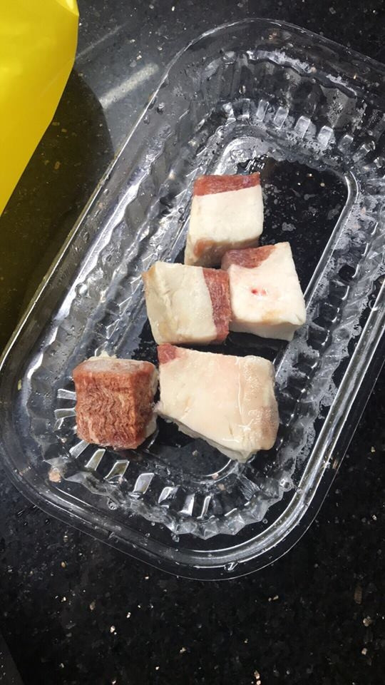 Thực tế, nhận hàng về khác nhau 1 trời 1 vực.