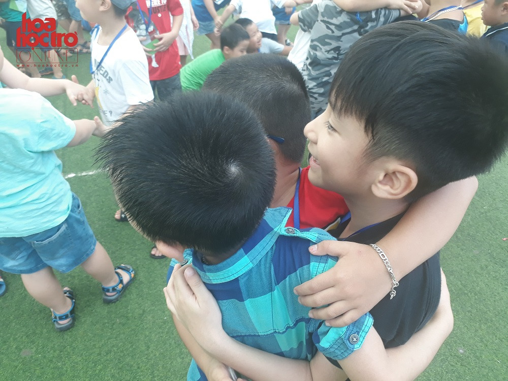 Trò chơi nhóm 3 nhóm 7 mang lại những tiếng cười và kỷ niệm đáng nhớ bên nhau cho các bạn nhỏ trong mùa hè này!