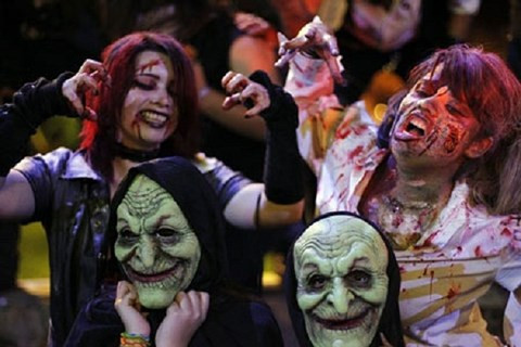 Vào ngày này, trẻ con có thể hoá trang thành những khuôn mặt kinh dị.