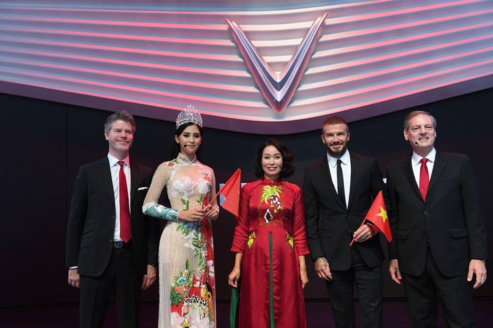 David Beckham, hoa hậu Tiểu Vy đến ra mắt xe VinFast.