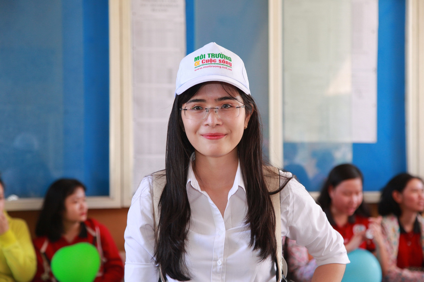 Bạn Cẩm Vân rất hào hứng với cuộc thi Biến đổi khí hậu với cuộc sống.