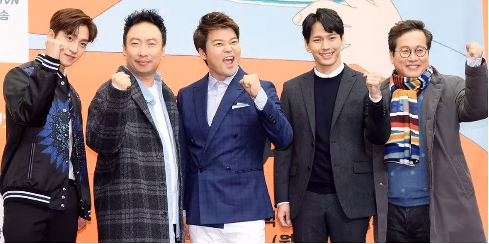 Đâu có ngờ show giải trí mới của tvN lại được hình thành từ một ca khúc của nhóm BTS ảnh 1