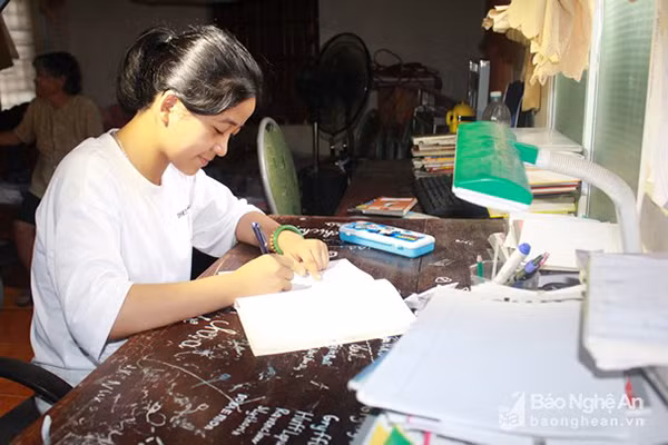 Bạn Đặng Hoàng Khánh Linh đạt tổng điểm cao nhất là 26,1.