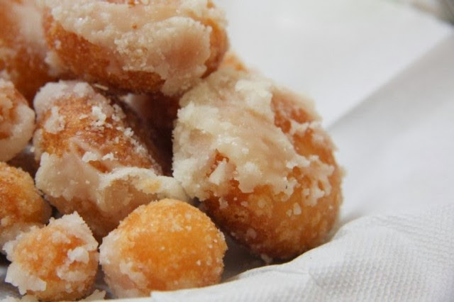 Cùng là bánh rán mà cũng có muôn kiểu để tha hồ thưởng thức trong ngày gió lạnh ảnh 1