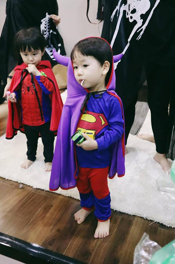 Đậu và Xoài thì vẫn là những chàng trai "lạnh lùng"... Đậu và Xoài thì vẫn là những chàng trai "lạnh lùng"...