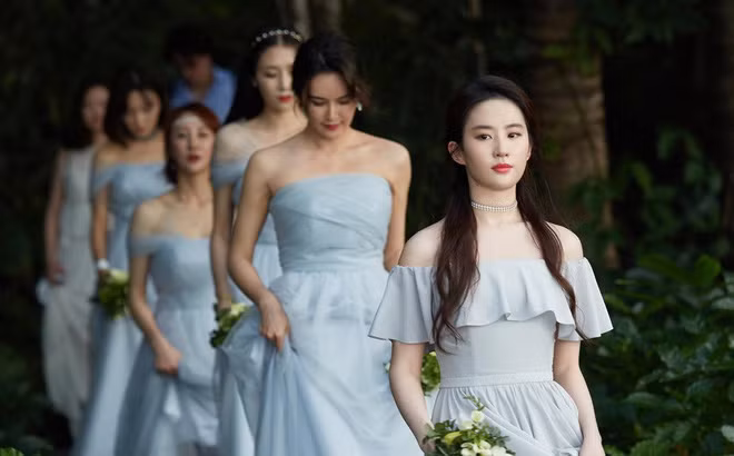 Lưu Diệc Phi sẽ là phù dâu...