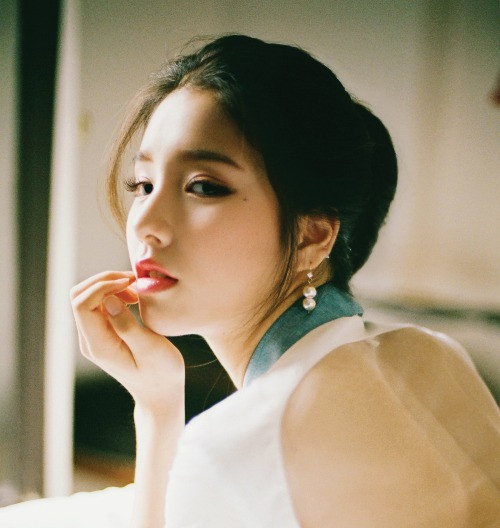 Chắc chắn chỉ vài năm nữa thôi, Hee Jin sẽ sớm gia nhập hội các tường thành sắc đẹp của K-Pop.