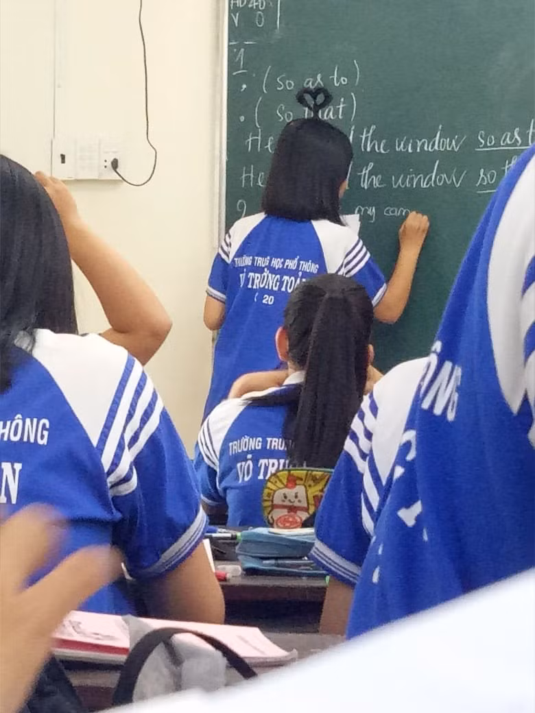 “Trái tim lầm chỗ để trên đầu”