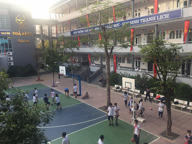 Trường THCS Cầu Giấy (Hà Nội), một trong những trường thu hút sự quan tâm rất lớn của phụ huynh. ẢNH: TUỆ NGUYỄN