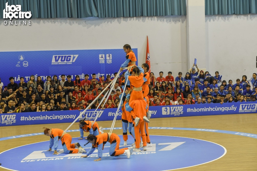 Theo BGK chia sẻ, các trường năm nay đã đầu tư cho tiết mục của mình rất nhiều tâm sức cùng sự nhập cuộc đầy quyết tâm. Chính vì vậy, không ít kết quả hòa đã diễn ra sau 2 vòng loại.