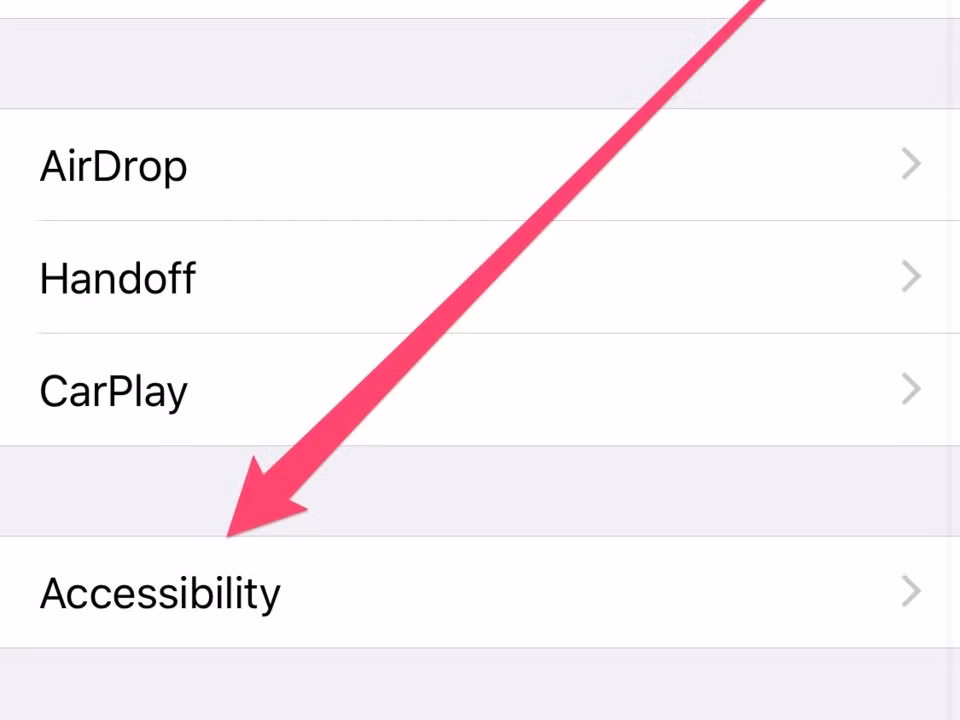 Kéo xuống và chọn Accessibility.