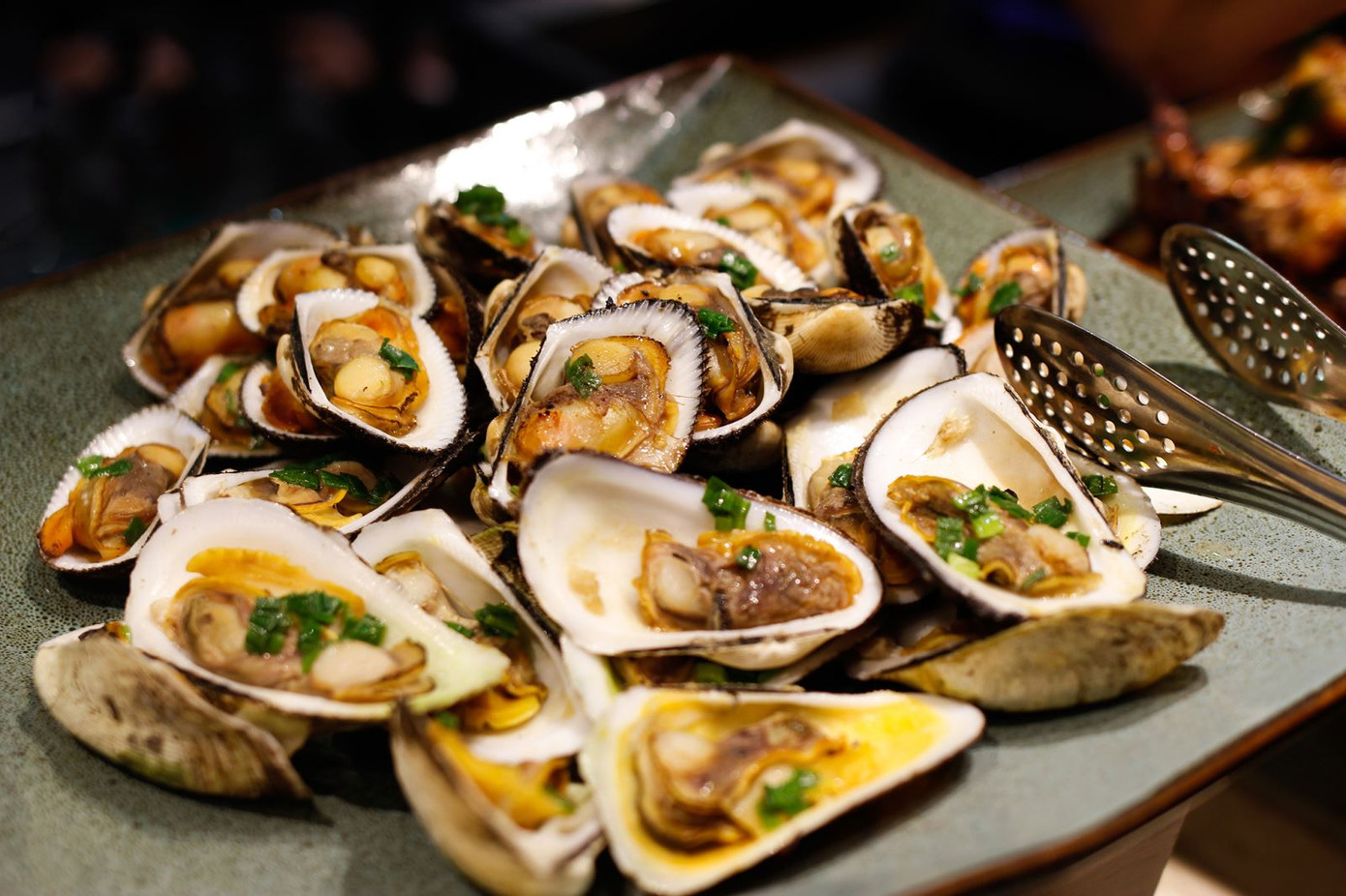 Tết này ăn gì: Tết ấm no với 20 quán buffet mở xuyên Tết tại Hà Nội và TP.HCM ảnh 7