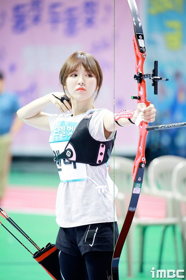 Tư thế bắn của Wendy được khen là rất thanh thoát tao nhã.