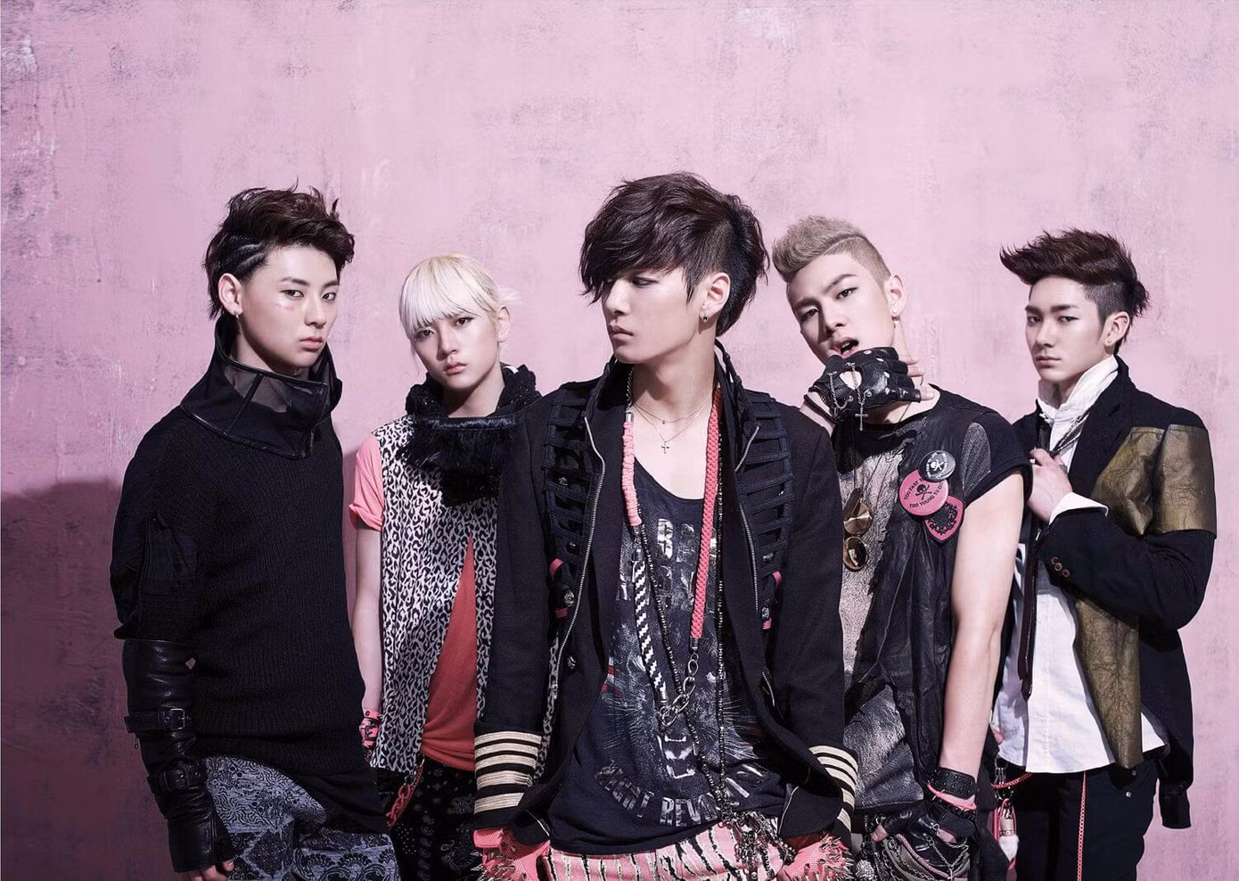 Đi tìm những kỷ lục thú vị và bất ngờ nhất trong các nhóm nhạc nam K-Pop ảnh 4