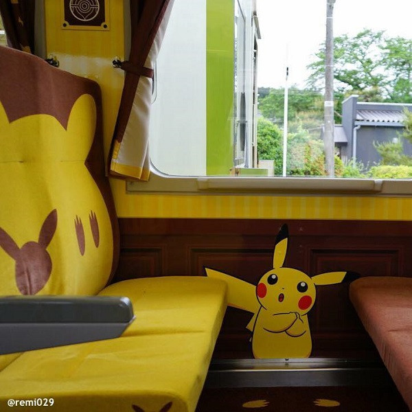 Ngồi trên tàu khiến chúng ta nhớ về thời thơ ấu với những nhân vật hoạt hình nổi tiếng.