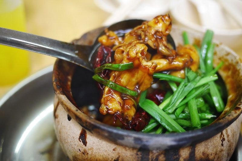 Ngoài cơm gà Michelin thì Singapore còn có một loạt các món ngon đáng thử này! ảnh 5