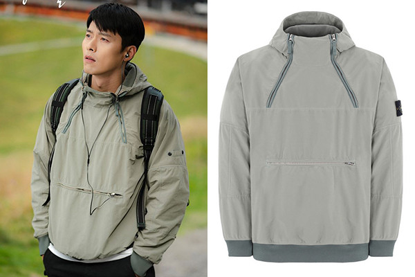 Trong một số phân cảnh kể về thời còn là sinh viên du học của Jung Hyuk, anh cũng mặc những món đồ 