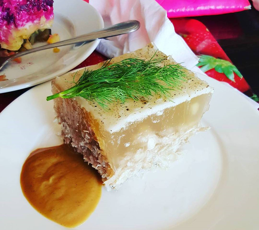 Ảnh: @alisalimarova.