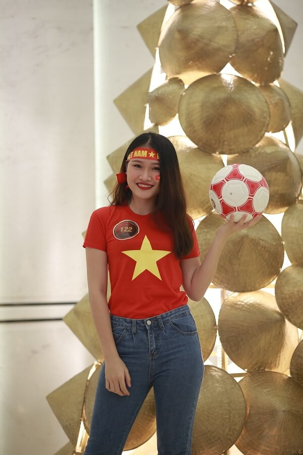 Vũ Thị Thu Hường - SBD 122