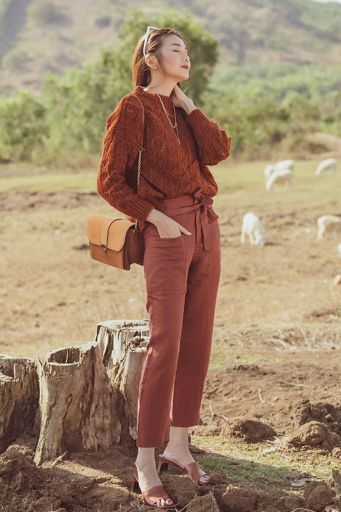 Ngoài ra, với khả năng chuyên môn cùng kinh nghiệm nhiều năm trong nghề, Thanh Hằng còn giúp cậu học trò Mạc Trung Kiên lên ngôi Quán quân The Face 2018.