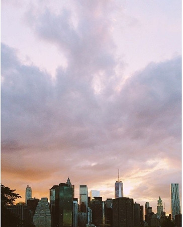 Chris Ozer giảm độ sáng để ảnh chụp được rõ nét hơn.