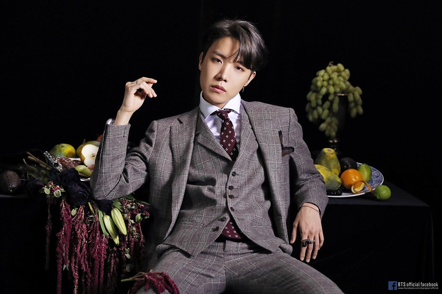 MV “ON” của BTS vừa ra lò, fan J-Hope đã bất bình vì khoản chia line hát ảnh 2 MV “ON” của BTS vừa ra lò, fan J-Hope đã bất bình vì khoản chia line hát ảnh 2