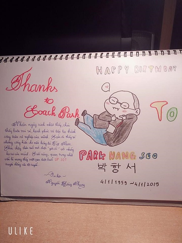Có fan còn vẽ tay để chúc mừng sinh nhật thầy. (Ảnh: Nguyễn Hồng Nhung)