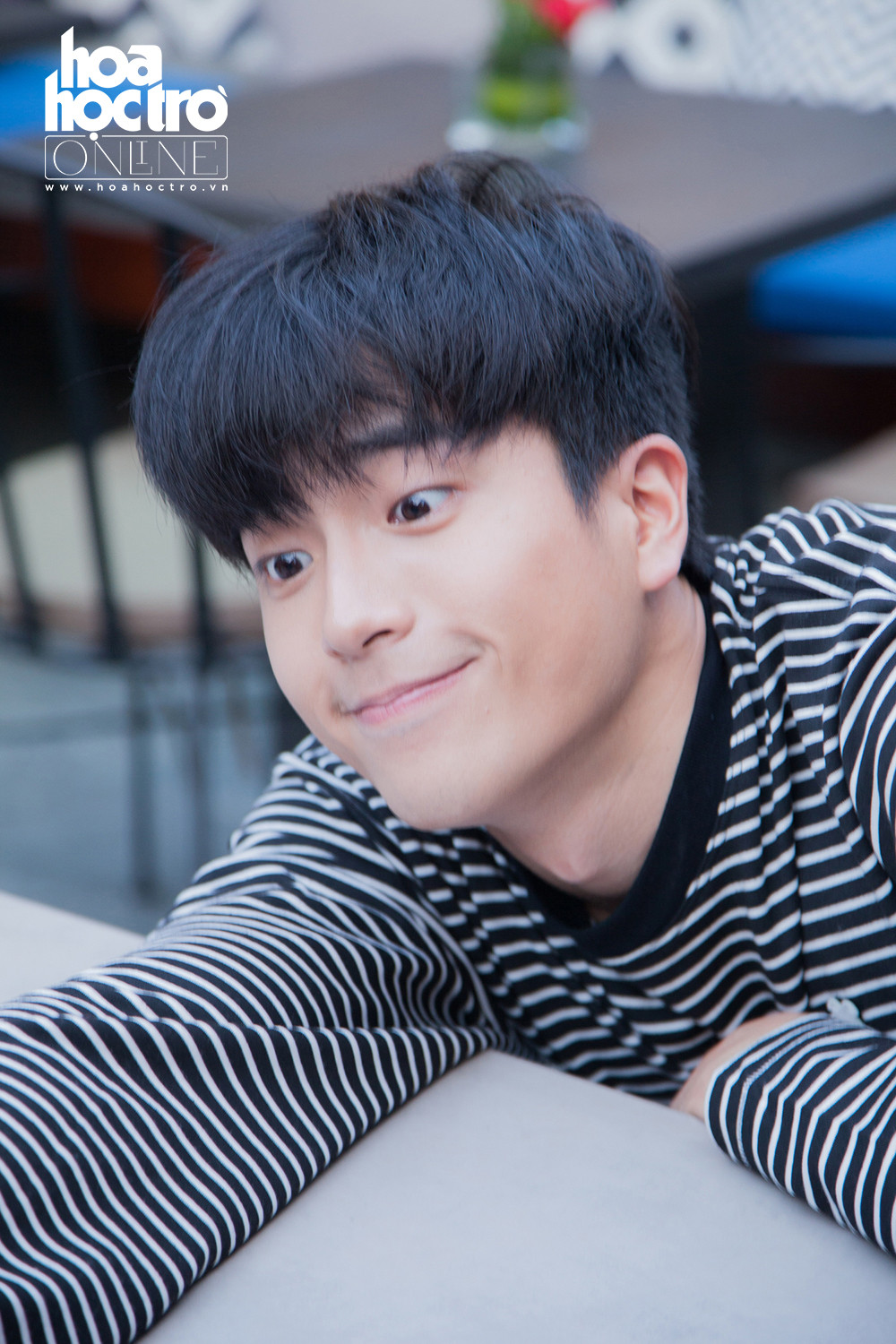 Ngoài vẻ ngoài