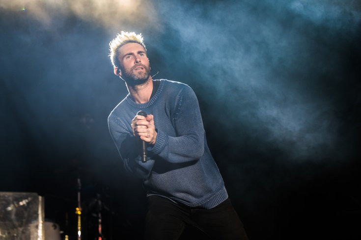 Maroon 5 sẽ trình diễn bản hit của họ như thế nào khi không có Cardi B? Là điều công chúng vô cùng tò mò.