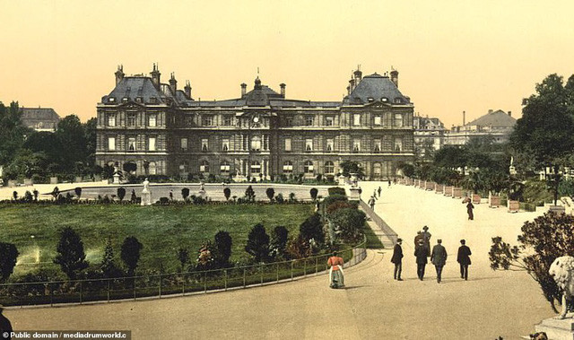 Cung điện Luxembourg, ở Paris, Pháp.