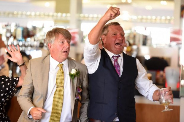 Với chiến thắng ngoạn mục trước Thụy Điển với tỉ số 2-0 vào đêm qua, Anh đã chính thức ghi tên mình vào vòng bán kết World Cup 2018.