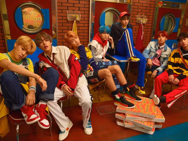Đi từ “Zero” trở thành “Hero”, BTS quả xứng danh nghệ sĩ K-Pop toàn cầu 2017 ảnh 4